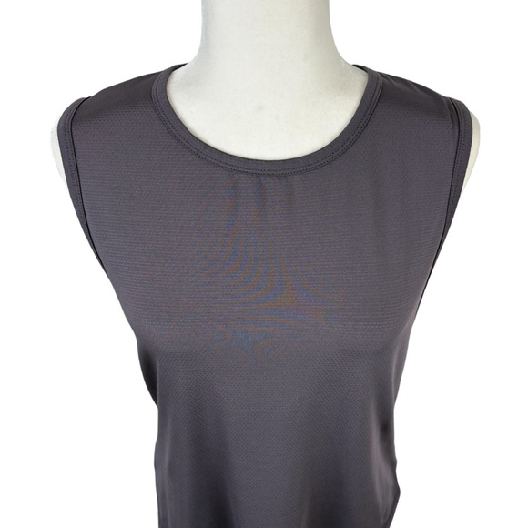 Fabletics Sleeveless Top Size M - Picture 2 of 4